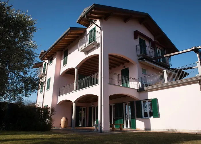 ファームステイ Tenuta La Vigna *
